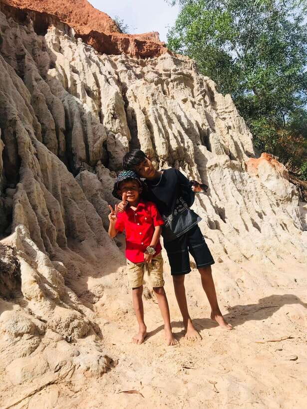 Mui Ne: Sunrise or Sunset Jeep Tour & Quad Bike With Driver - Fairy Stream: crystal water and the walk you feel in your legs