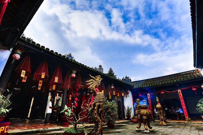 My Son Sanctuary And Hoi An Heritage Full-day Tour - The silk and craft angle: more than souvenir shopping
