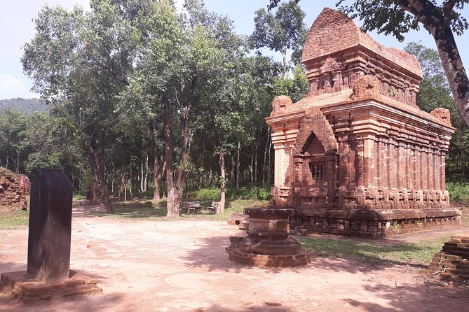My Son Sanctuary and Marble Mountains from HOI AN OR DA NANG - The lunch and small comfort wins that matter on a busy day