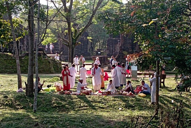 My Son Sanctuary Guided Tour with Rice Paper Making from Da Nang - Lunch at a local house in Quang Nam Province