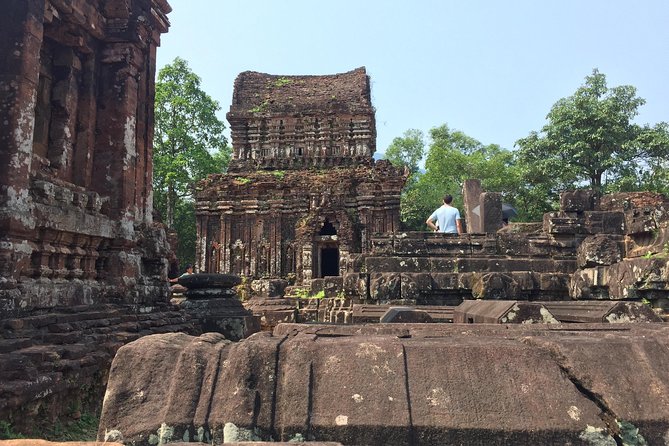 My Son Sanctuary - small group tour and Thu Bon river cruising - Group size and guides: what to watch for
