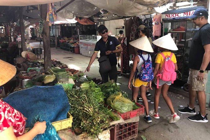 My Tho - Mekong Delta One Day Guided Trip Best Excursion HCM City - Lunch by the river: how the meal fits into the day