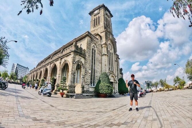 Nha Trang: Half-Day Trip to Most Symbolic Destinations - Lunch and On-the-Road Food: Pho, Local Style, and What Guides Actually Teach