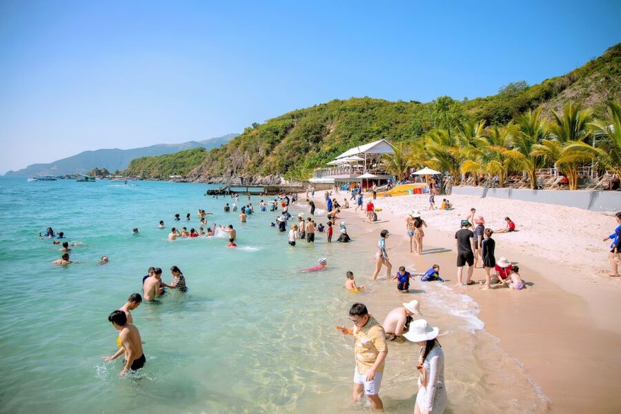 Nha Trang: Hon Mieu and Hon Tam Island Tour with Lunch - Six hours of islands, with the right kind of “busy”