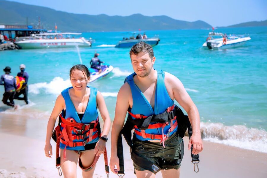 Nha Trang: Hon Mieu and Hon Tam Island Tour with Lunch - Guides make the experience smoother, especially for solo travelers