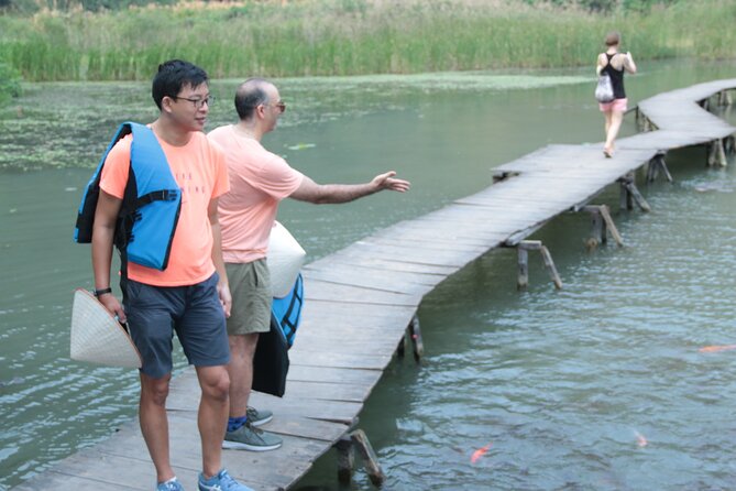 Ninh Binh 2 Day 1 Night Trip Small Group Tour With 4 star Hotel - Day 1: Tam Coc sampan, bike routes, and Thung Nham birds