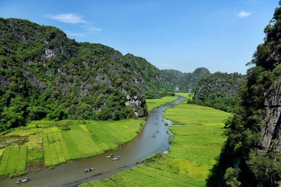 Ninh Binh Daily: Hoa Lu, Mua Cave, Tam Coc, Bike & Swimming - Climbing Mua Cave via 500 steps to Lying Dragon Mountain