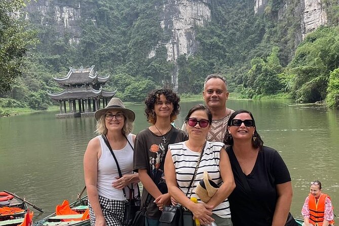 Ninh Binh Day Tour from Hanoi: Hoa Lu Trang An and Mua Caves - Hoa Lu Temples: Dinh and Le Dynasties in a 10th Century Setting