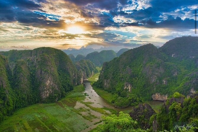 Ninh Binh Day Tour Tam Coc Mua Cave Hoa Lu Buffet Lunch Limousine - Cycling Around Tam Coc: 30 to 45 Minutes of Rice-Field Road Time