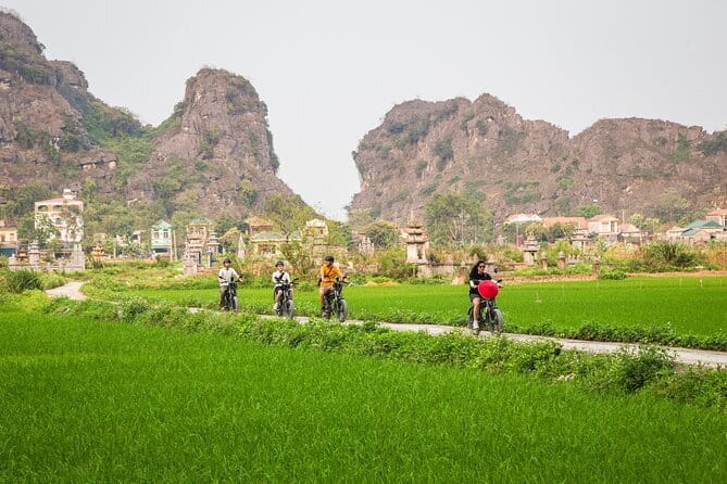 Ninh Binh E-Bike Tour -Secret Landscapes Tam Coc Countryside plus - The 5-hour flow: how the timing shapes the experience