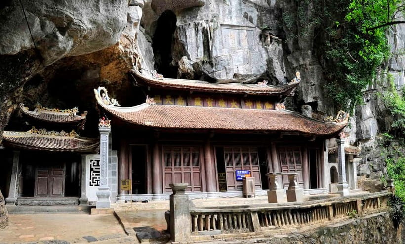 Ninh Binh E-bike Tour: Tam Coc Rural Life, Bich Dong & Dundj - Village riding through Coi Khe, Nham, and Thung Nang