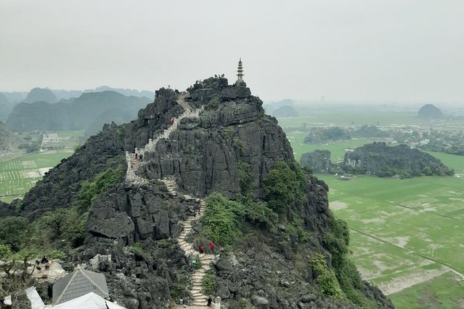 Ninh Binh Full-Day Tour from Hanoi to Hoa Lu, Tam Coc & Mua Cave Via Boat & Bike - Key moments that make this trip worth it
