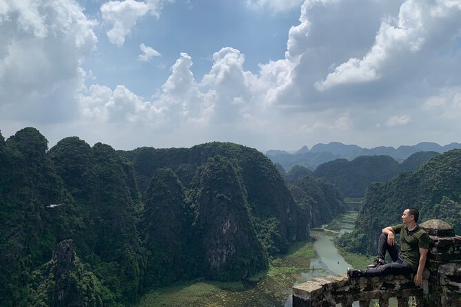 Ninh Binh Group Tour of 11 from Hanoi via Mua Cave Tam Coc Hoa Lu - Tam Coc by sampan: cave sections and limestone scenery up close