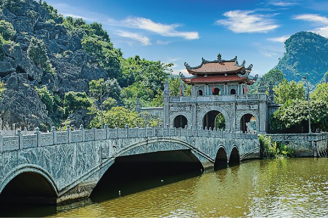 Ninh Binh Heritage Full Day Tour with Buffet Lunch and Limousine - Hanoi to Ninh Binh: the part you don’t want to overthink