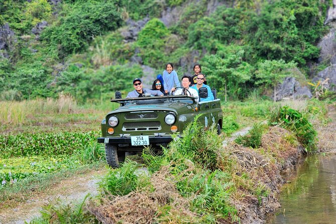 Ninh Binh HIGHTLIGHT & HIDDEN GEM Tour From Hanoi: Skip-The-Line - Bich Dong Pagoda and the Cave Temple Hike