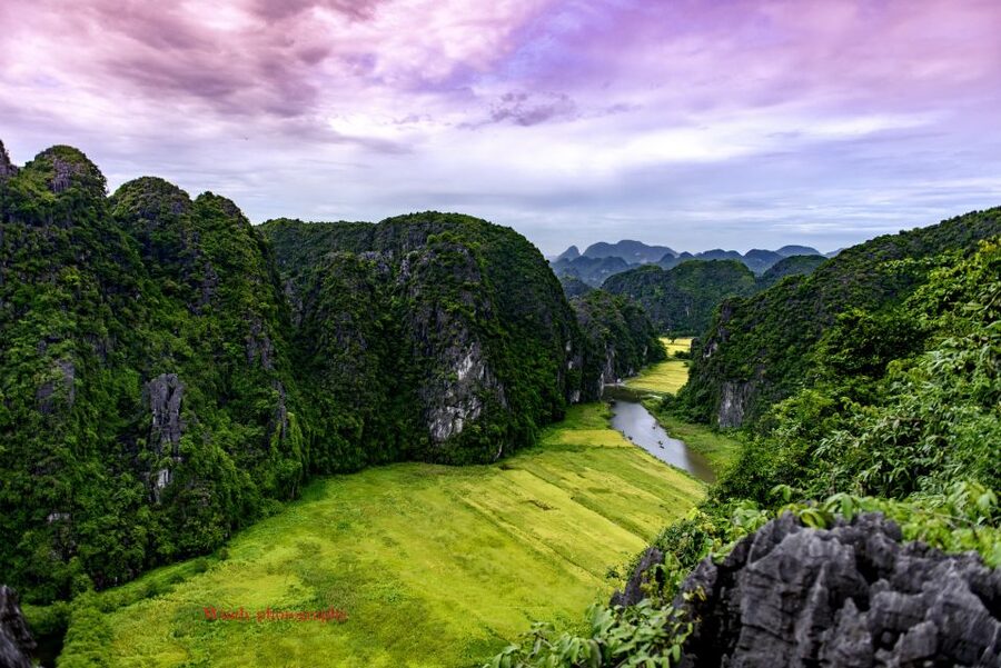 Ninh Binh: Hoa Lu, Mua Cave, and Trang An Tour and Boat Ride - Hoa Lu Citadel and the Dinh and Le Temples you’re actually here to see