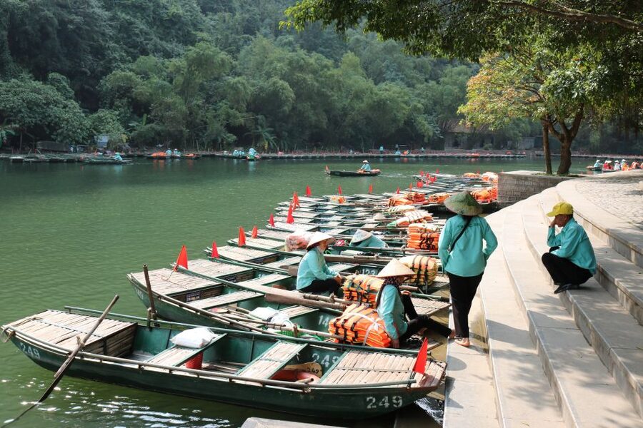 Ninh Binh: Hoa Lu, Trang An and Mua Caves Hiking Day Trip - Practical Tips to Get the Most Out of the Day