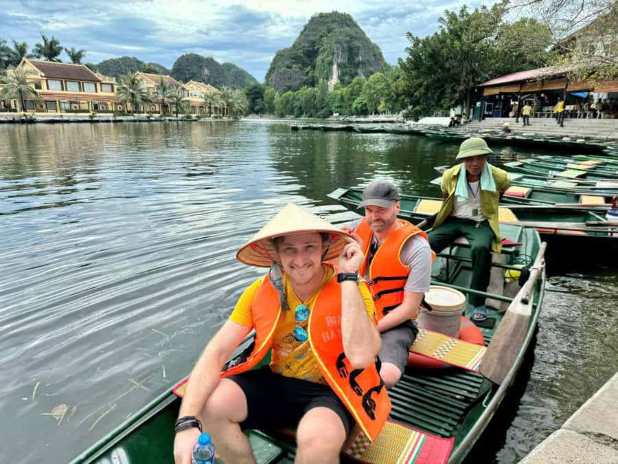 Ninh Binh Jeep Tour: Trang An Boat Ride, Bich Dong, Mua Cave - Key points at a glance
