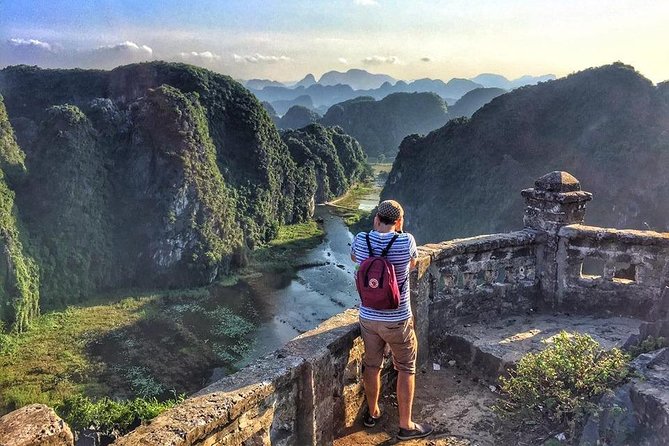 NINH BINH MEMORABLE DAY: Hoa Lu, Mua Cave, boat trip Tam Coc, Trang An optional - Tam Coc sampan on the Ngo Dong River: the classic “one ride” payoff