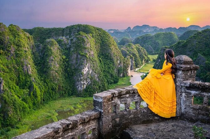Ninh Binh Tour from Hanoi for 6-9 Pax/tour by DCar Limousine - Múa Cave: The Climb That Pays Off in Panoramas