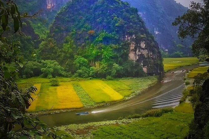 Ninh Binh Tour Hoa Lu Tam Coc Full Day: Biking,Boating,Tickets,Lunch, Limousine - Who this tour fits best (and who should look elsewhere)