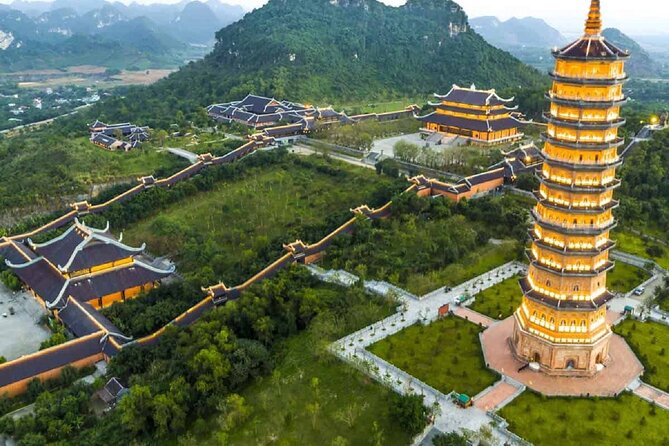 Ninh Binh: Trang An, Hoa Lu, Bich Dong, Mua Cave Small Group Tour - Lunch in Ninh Binh: Traditional Food That Keeps the Day Moving