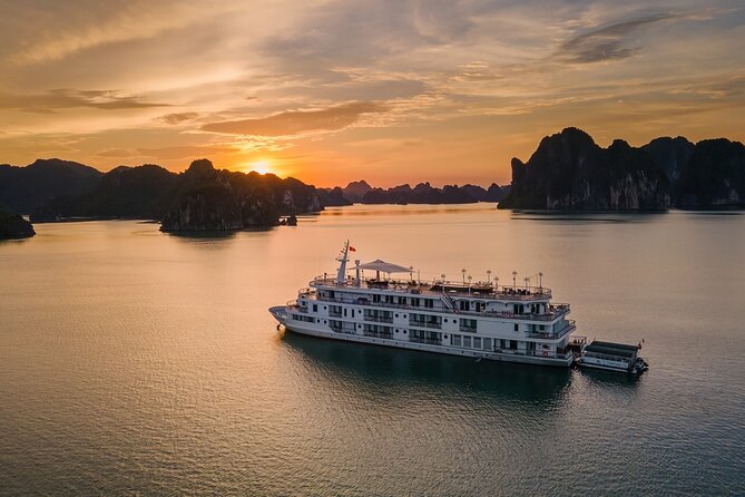 Oasis Bay Party Cruise 2 Days 1 Night - Ha Long Bay Tour - Cabin comfort for 2 to 3, and what solo travelers should know