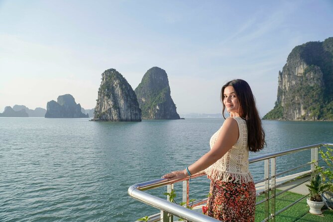 Official Jade Sails Luxury Day Tour in Halong Lanha Bay - Dark and Bright cave: the best kind of up-close sightseeing