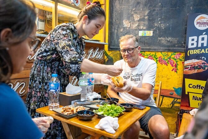 Old Quarter Food Tour in Hanoi - Old Quarter, guided: why this evening route feels easier
