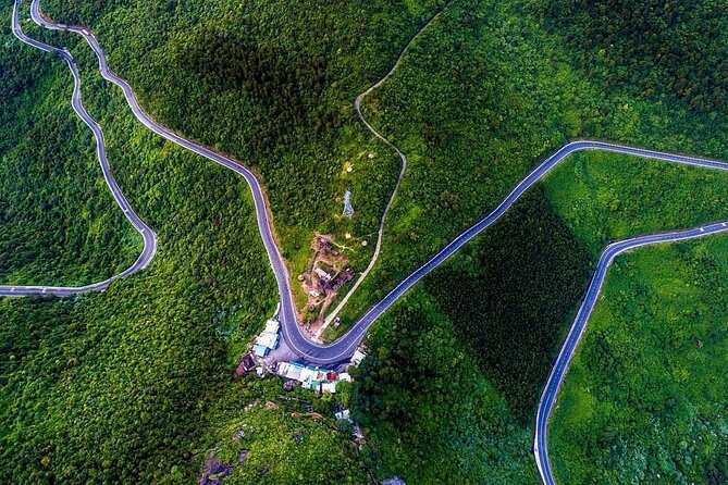 One-Way Private Tour Hue to Hoi An or Vice Versa with Stops - Ba Na Hills SunWorld: The Golden Bridge and a Long, Worth-It Block