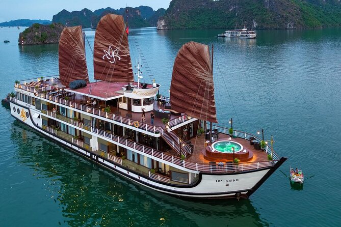 Orchid Cruise Halong Bay 3Days 2Night on 5 Star Cruise - Day 3: Tai Chi at 6:00, a light breakfast, and the final Ha Long Bay push