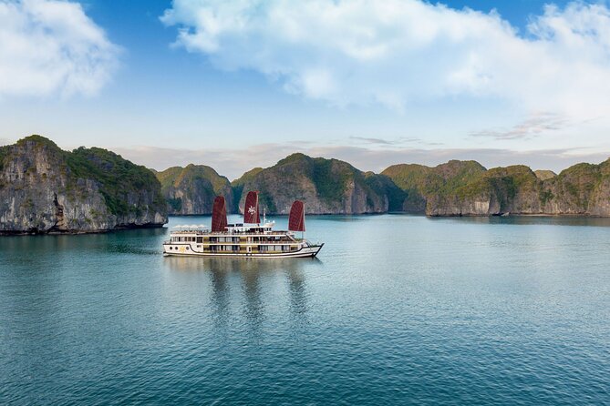 Orchid Cruises 3days/2nights For 5 Star All Included - Day 3 Back on Halong Bay: The 8-Hour Wrap-Up
