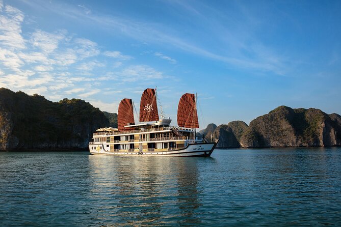 Orchid Cruises Halong Bay 2Day/1Night on 5 Star - Food and onboard service: where this cruise shines