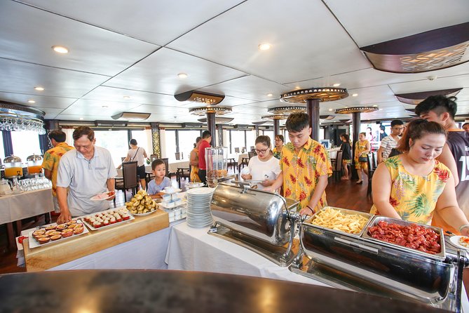 Overnight Halong Bay Cruise on the Starlight - The ship stay: what “luxury” should feel like on the Starlight