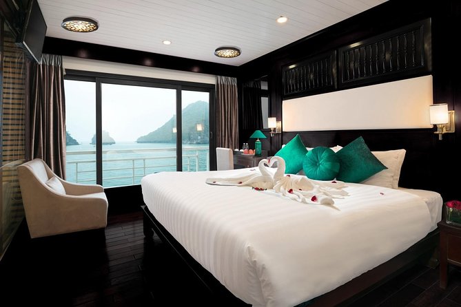 Overnight Luxury 5 Star Alisa Cruise with Meals, Kayak or Bamboo Boat - Why This Alisa Overnight Cruise Works So Well