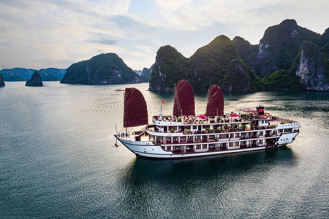 Overnight Luxury 5 Star Alisa Cruise with Meals, Kayak or Bamboo Boat - Your Big Choice: Kayak or Pearl Farm Village