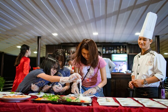 Peony Cruise : Unique 3 Days 2 Nights - Halong bay - Lan Ha Bay - Day 3 Trung Trang Cave: The Cat Ba Finish
