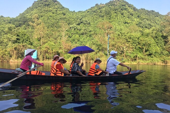 Perfume Pagoda Full-Day Guided Tour from Hanoi - All Inclusive - Thien Tru Pagoda (Heaven Kitchen): Le Dynasty architecture up close