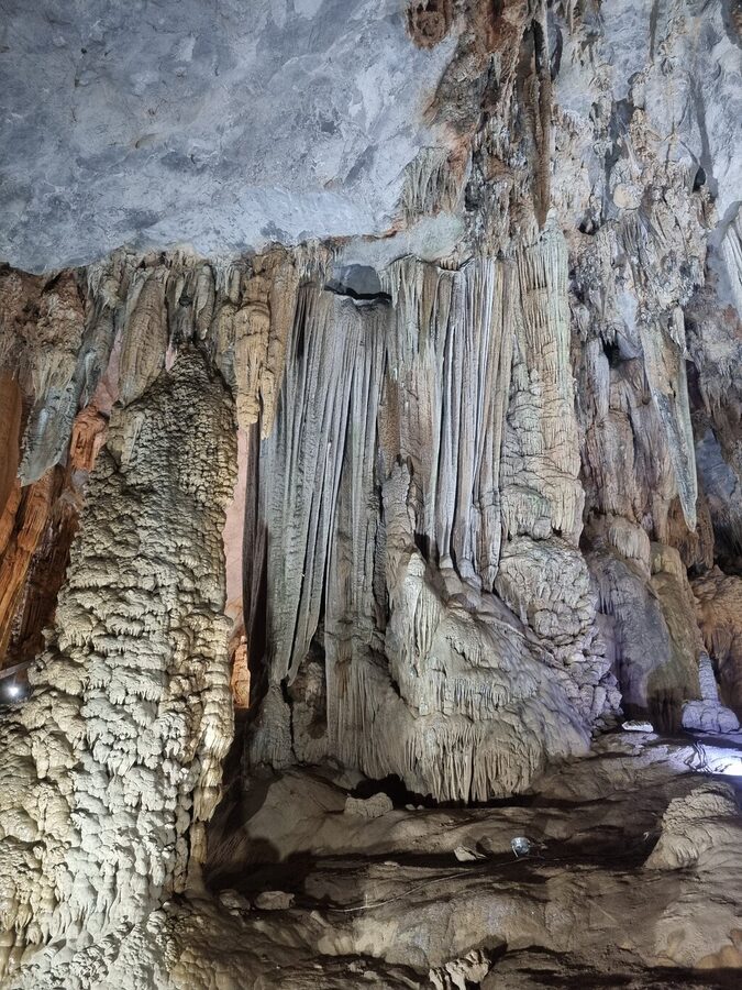 Phong Nha Cave and Paradise Cave: Guided Boat Tour & Exploration - Paradise Cave: electric vehicle ride, then that “palace beneath earth” feel