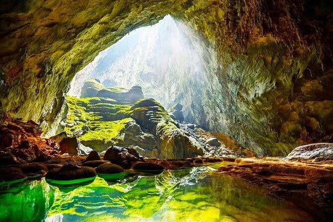 Phong Nha Cave & Paradise Cave Full-Day Exploration from Hue - Guides, communication, and small-group energy