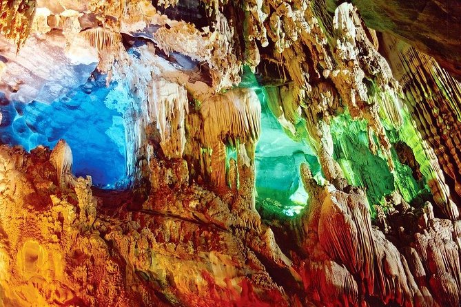 PHONG NHA CAVE- PARADISE CAVE FULL DAY FROM DONG HOI or PHONG NHA - Paradise Cave (Hang Thien Duong): The Main Event
