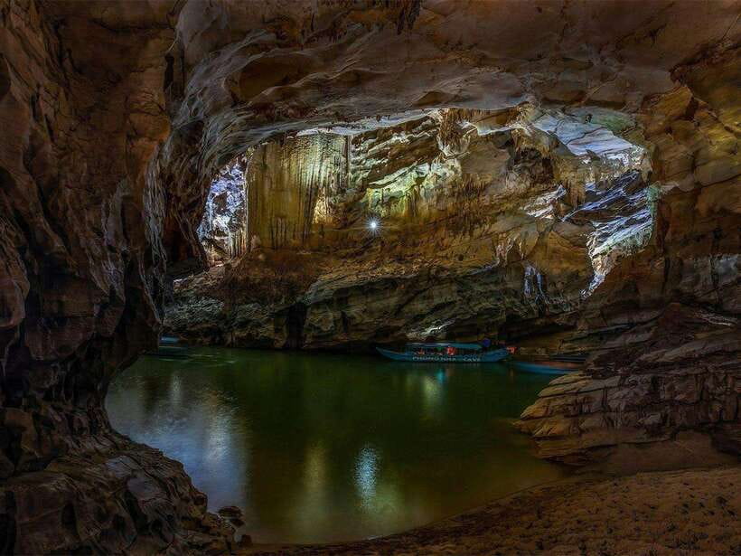 Phong Nha/Dong Hoi: Phong Nha Cave and Paradise Cave Tour - Who should book, and who should choose something else