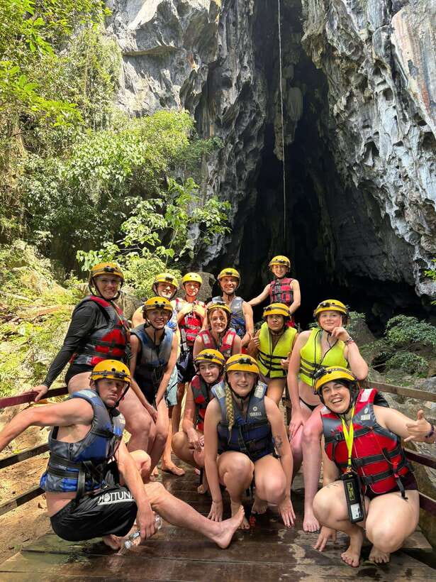 Phong Nha: Zipline Dark Cave & Paradise Cave Exploration - Lunch in Phong Nha: a simple stop that keeps the day on track