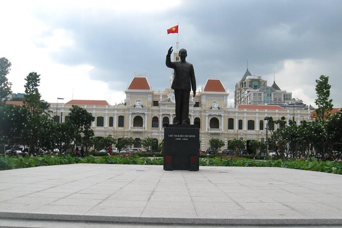 PHU MY SHORE EXCURSION: Car Services + LOCAL TOUR GUIDE in Saigon - Saigon Opera House And The People’s Committee Building For Icon Views