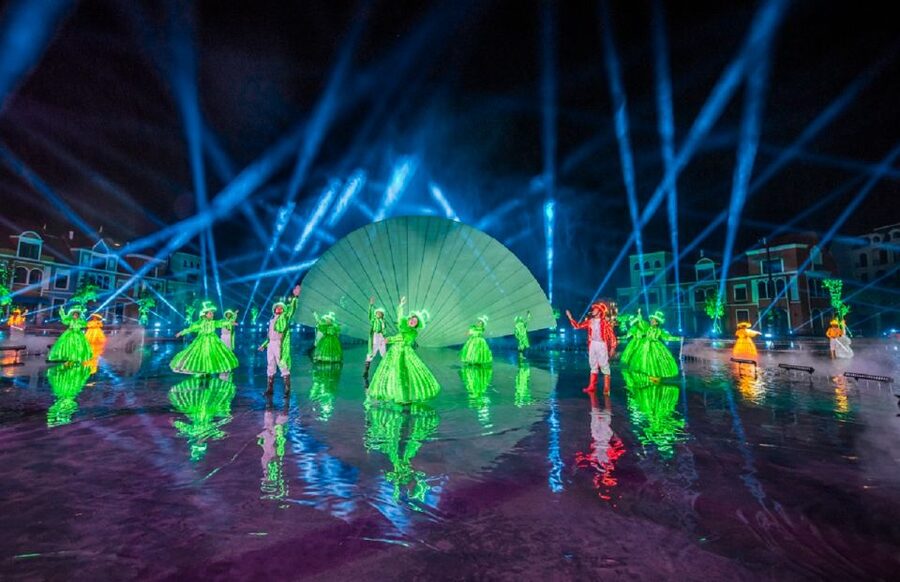 Phu Quoc: Grand World Entry Ticket - Teddy Bear Museum plus record-style exhibits: the fun breaks between rides