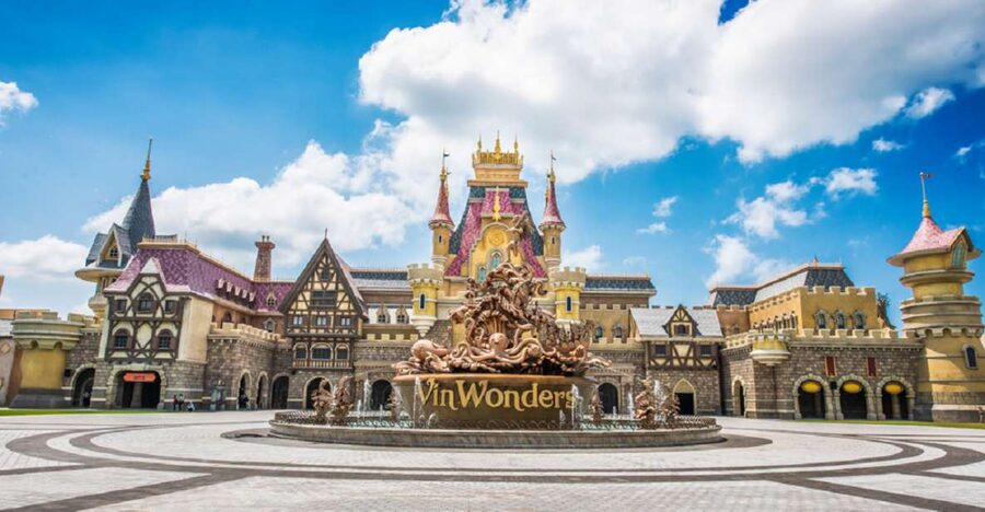 Phu Quoc: VinWonders Entry Ticket with Optional Safari - Timing and arrival: getting in before the best rides lock you into lines