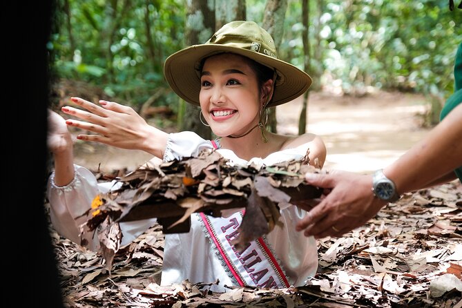 Premium Cu Chi Tunnels Tour with Local Expert - Lunch by the River: A Real Break, Not a Token Meal