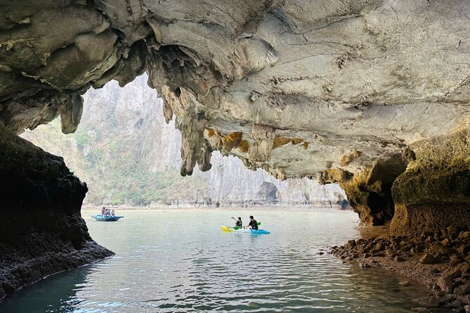 Private 1 Day Tour in Ha Long Bay with Private Cruise or Group - Key things that make this tour work well