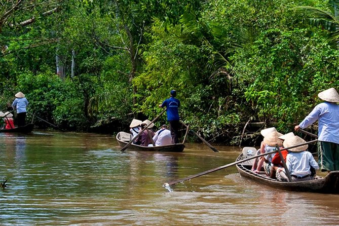 Private 2-Day Tour: Ho Chi Minh City to Cambodia by Mekong River - Ben Tre Lunch and the Meals That Actually Matter