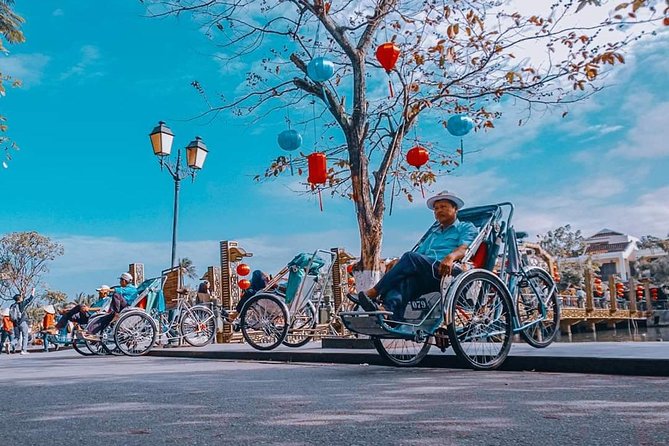 Private car from Danang to Hoi An - Non Nuoc Stone Carving Village: souvenirs that feel connected to place